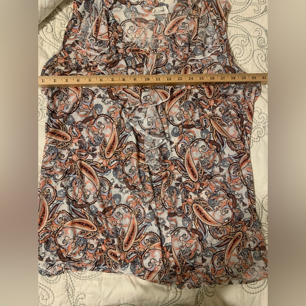 Paisley Ruffle top - Picture 10 of 11